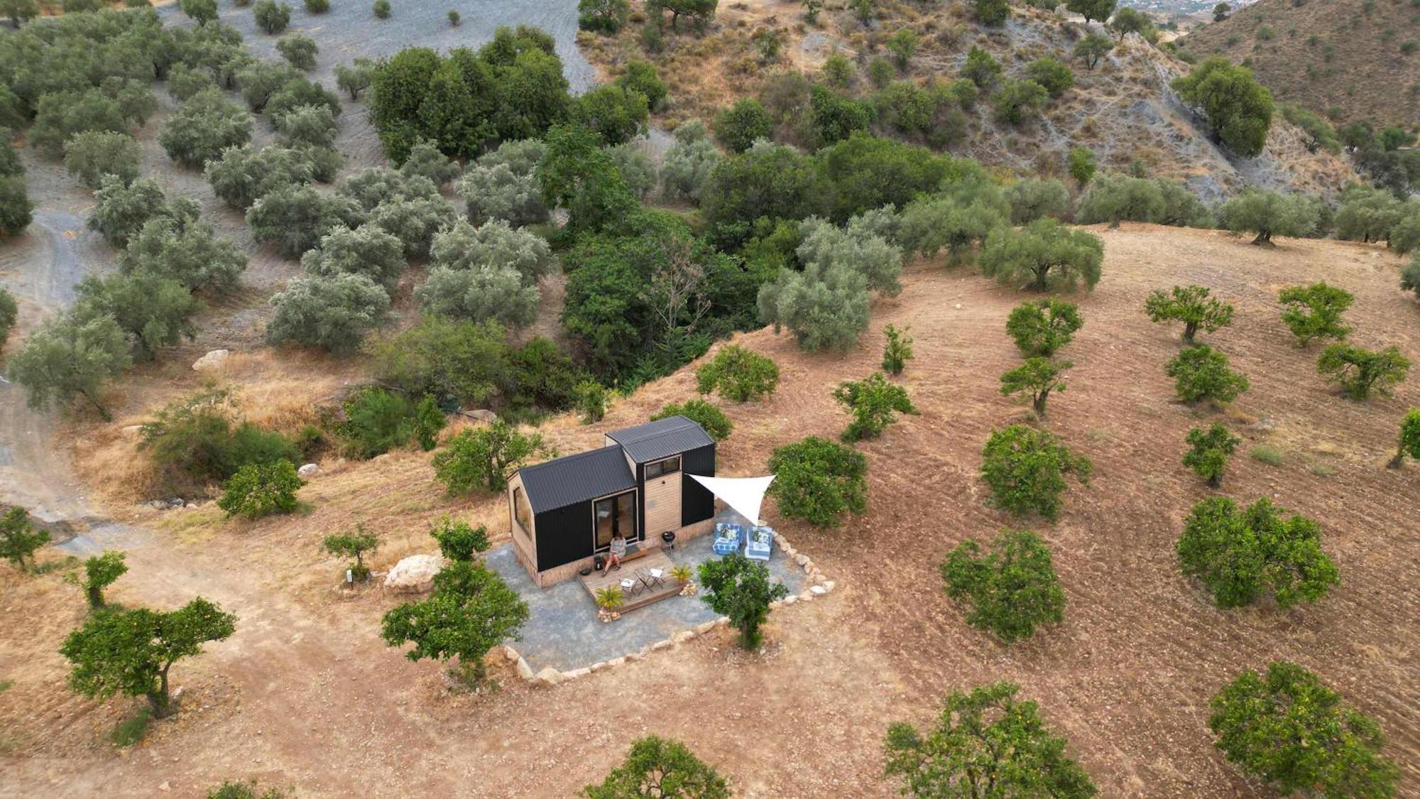 La Vista Huma By Tiny Away Villa Alora Ngoại thất bức ảnh