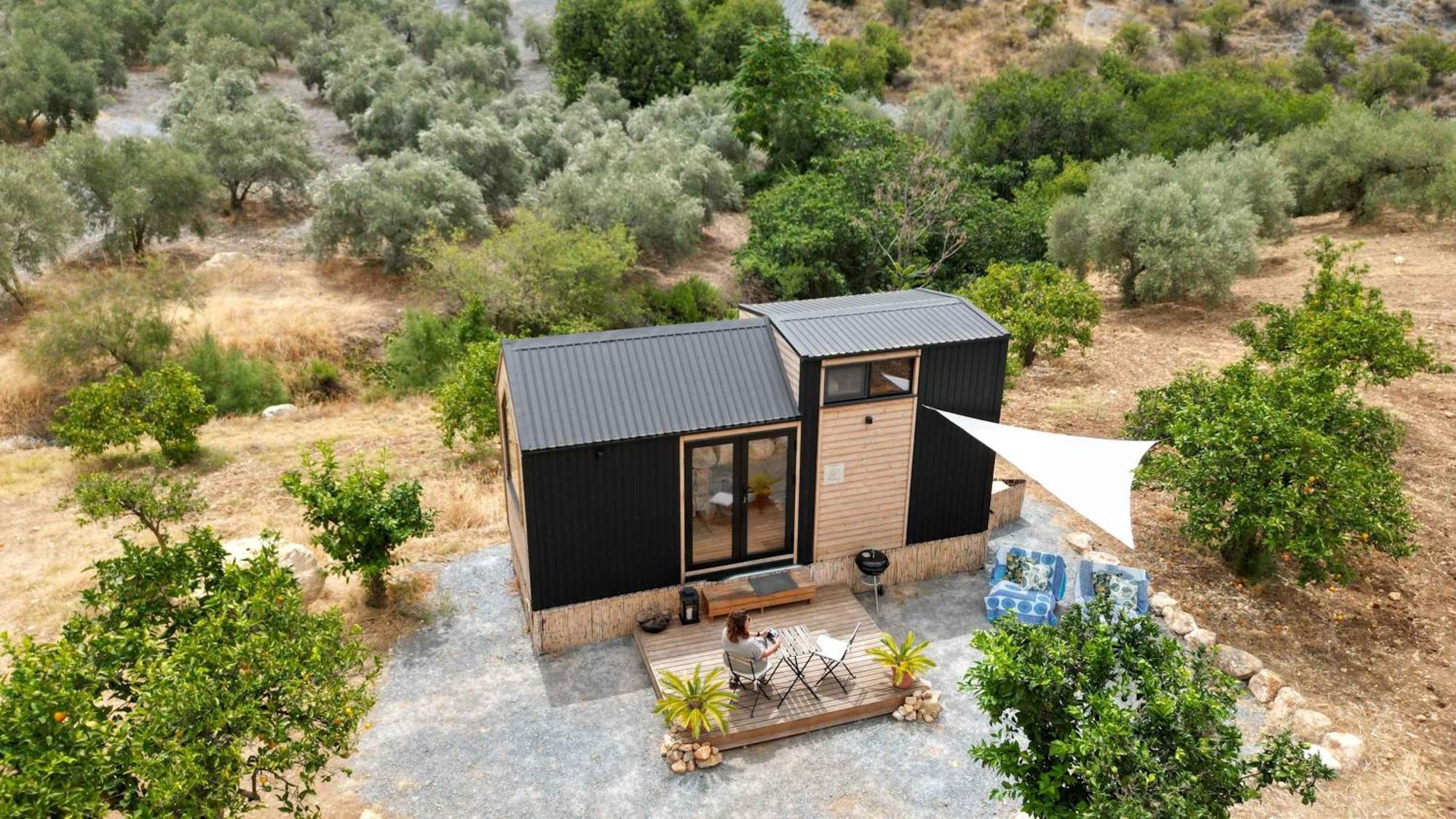 La Vista Huma By Tiny Away Villa Alora Ngoại thất bức ảnh
